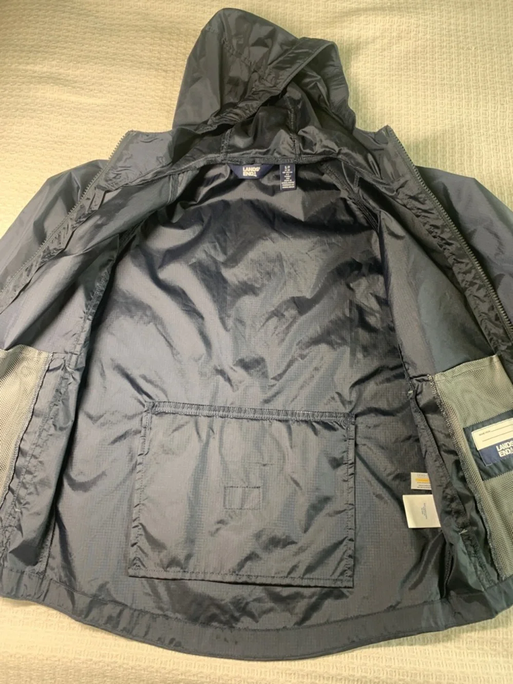 Land’s End black nylon rain jacket size small (8)